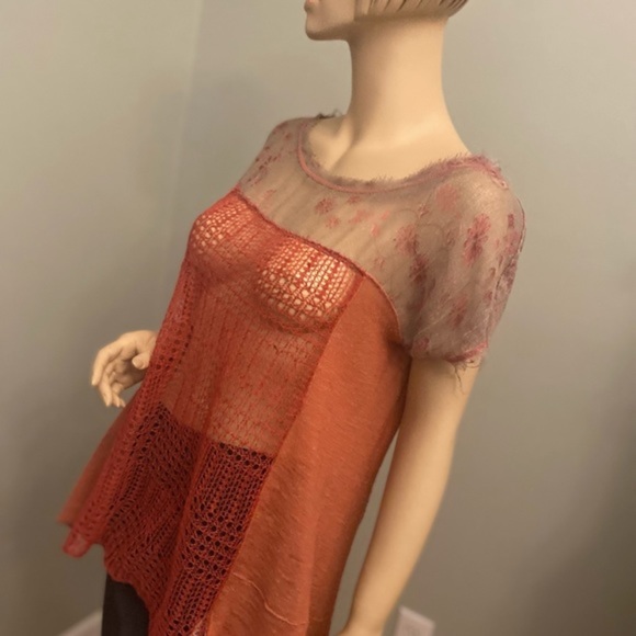 Bohemian 70’s style crochet Top by FREE PEOPLE 6 for $36 - Picture 4 of 8